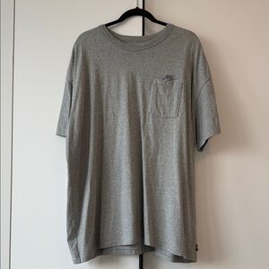 Nike Men's Heather Gray Short Sleeve Tee